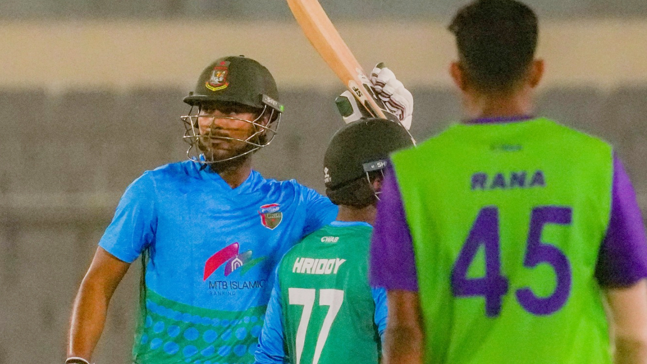 নাঈম শেখের ঝড়ে মিরাজের দলের কাছে হারল শান্তরা