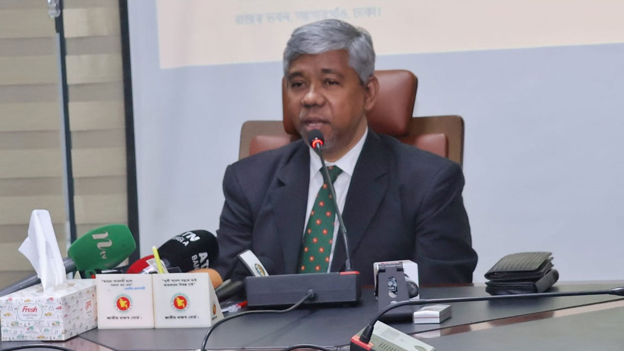 আগামী বছর থেকে ভ্যাট নিবন্ধন ছাড়া ব্যবসা করা যাবে না : এনবিআর চেয়ারম্যান