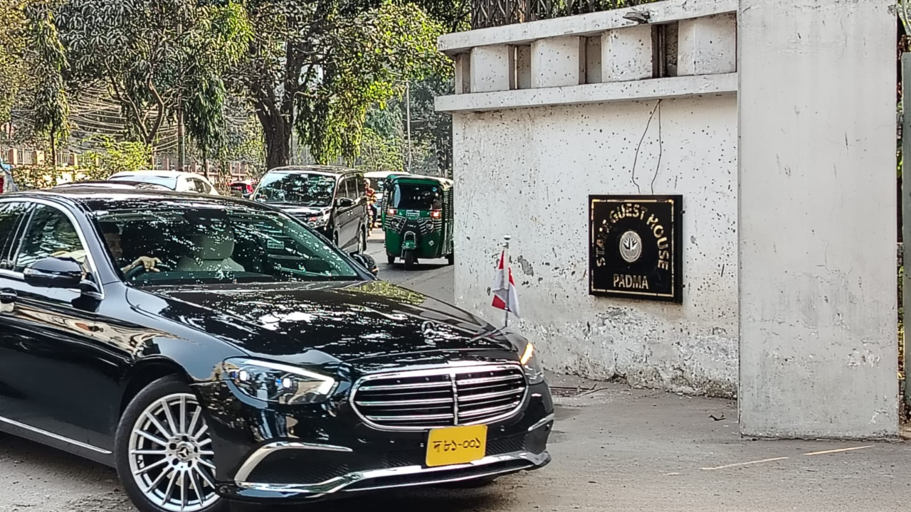 বিদেশি কূটনীতিকদের নিরাপত্তার বিষয়ে আশ্বস্ত করেছে সরকার