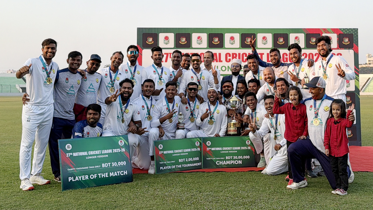 টি-টোয়েন্টির পর এবার লাল বলেও চ্যাম্পিয়ন রংপুর