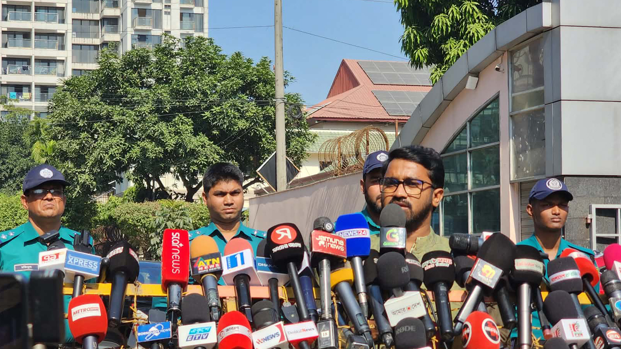 সুষ্ঠু নির্বাচনের আয়োজন করতে স্বরাষ্ট্র উপদেষ্টাকে পদ থেকে সরাতে হবে