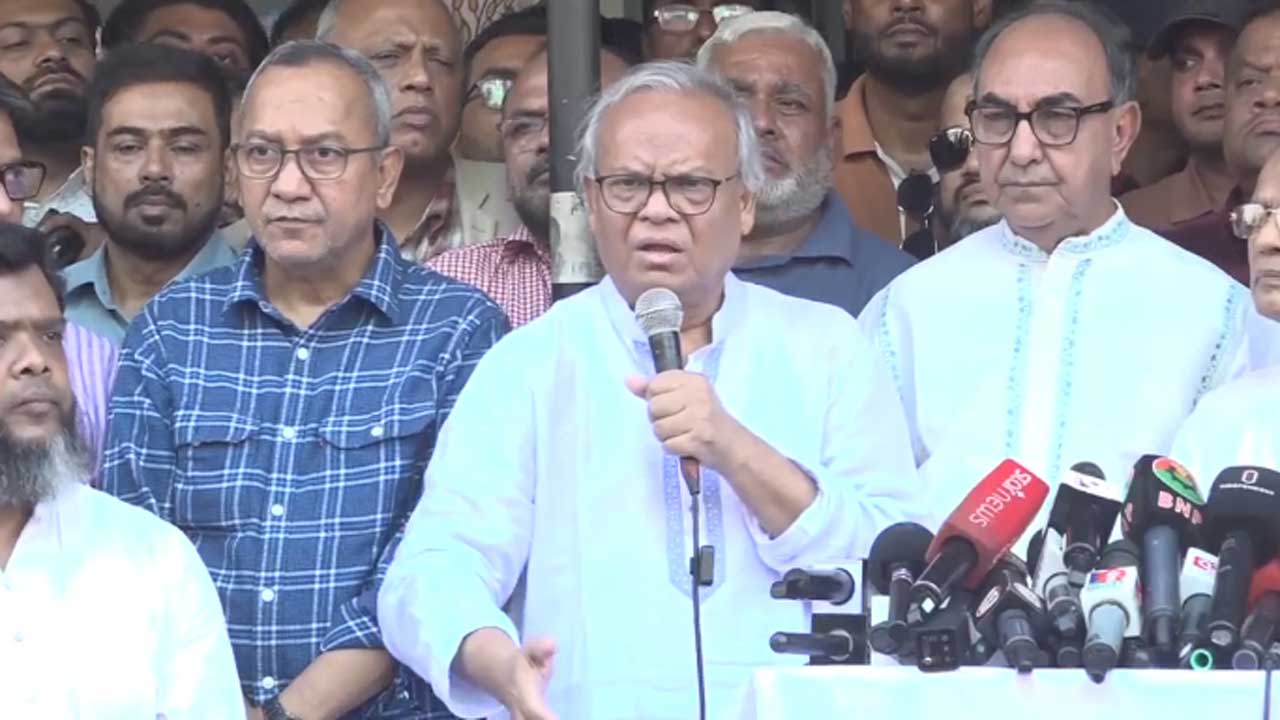 হাদির ওপর হামলা সুপরিকল্পিত ষড়যন্ত্র : রিজভী