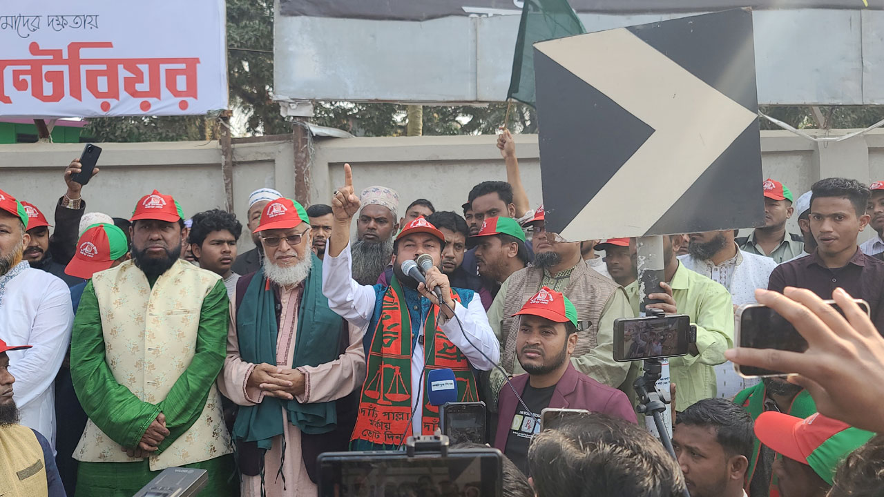 নির্বাচনের লেভেল প্লেয়িং ফিল্ড তৈরি করতে সরকার ব্যর্থ : রেজাউল