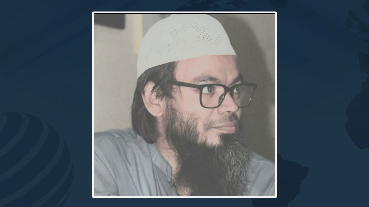 বেগম রোকেয়াকে নিয়ে আপত্তিকর মন্তব্য, যা বললেন রাবি শিক্ষক