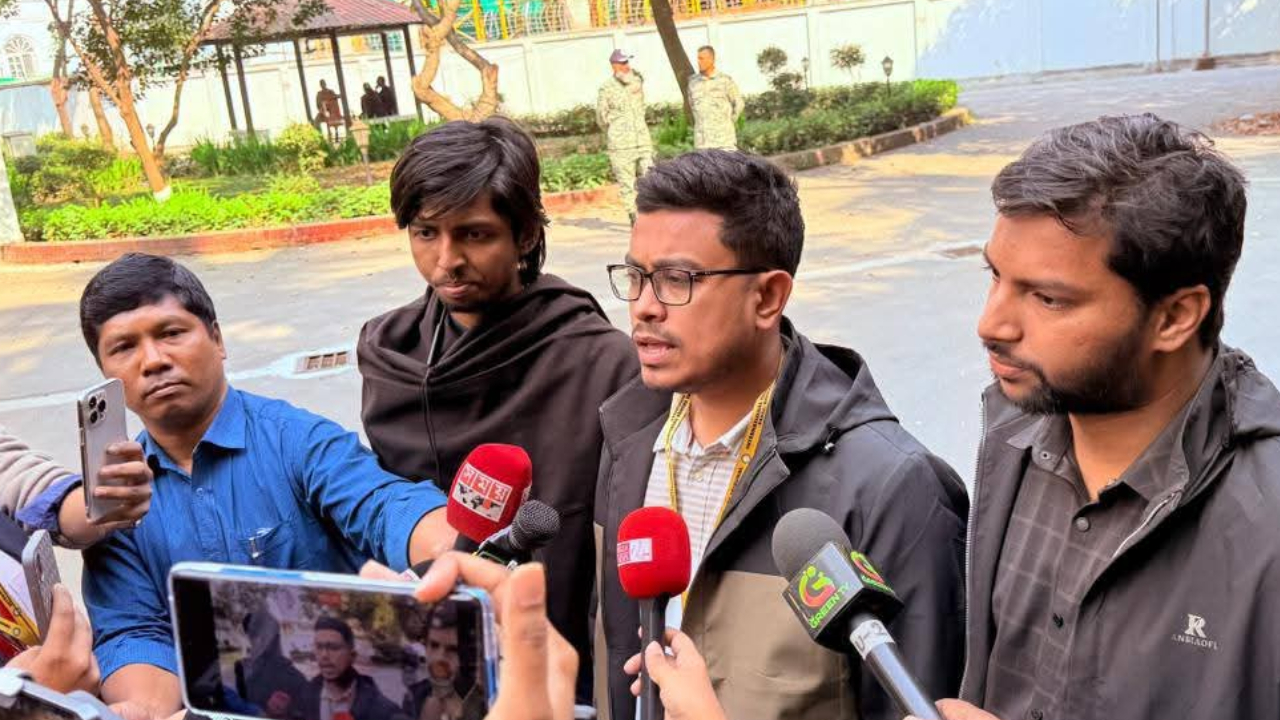 যে কারণে ট্রাইব্যুনালে এলেন ডাকসু ভিপি সাদিক কায়েম