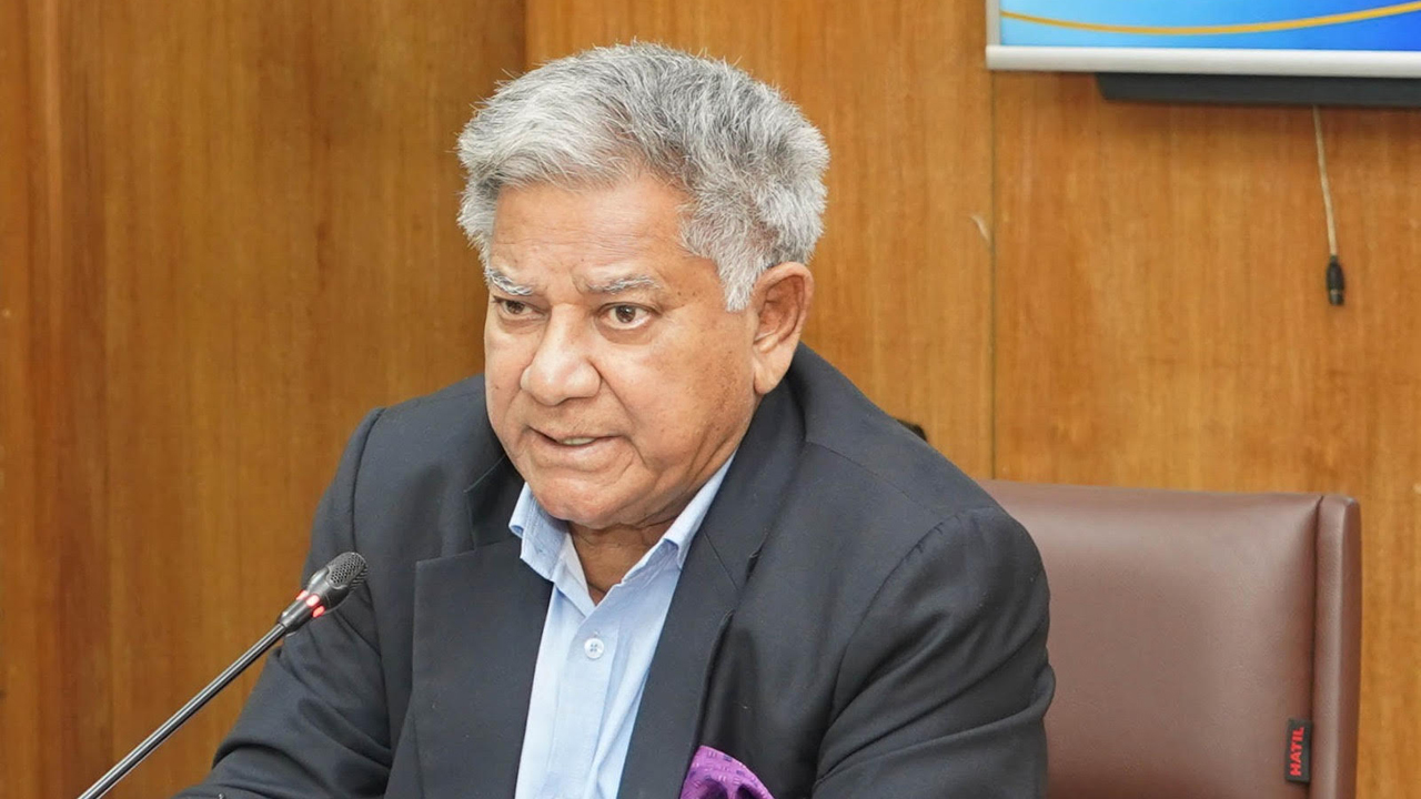 সুষ্ঠু নির্বাচন উপহার দিতে সরকারের না পারার কোনো কারণ নেই: শ্রম উপদেষ্টা