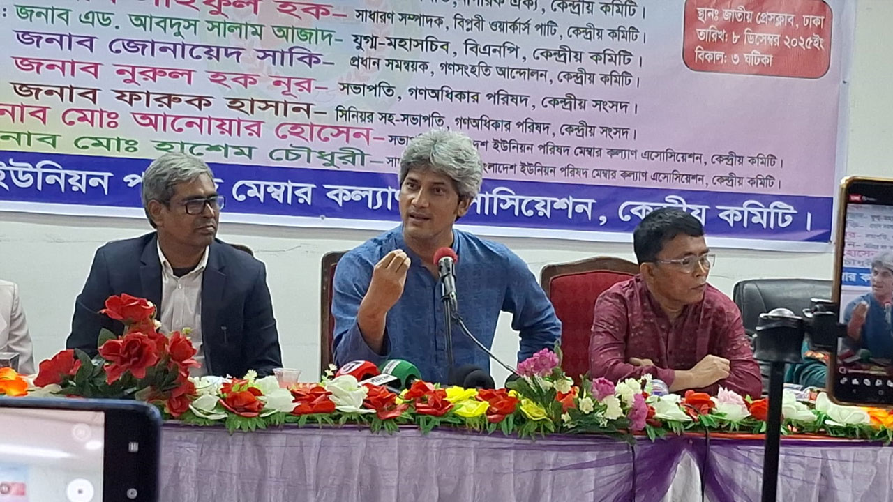 আমরা অতিদ্রুত রক্তের ঋণ ভুলে যেতে শুরু করেছি : সাকি