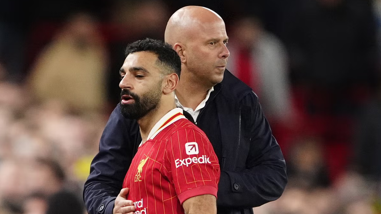 সালাহর লিভারপুল ছাড়ার গুঞ্জনে যা বললেন স্লট