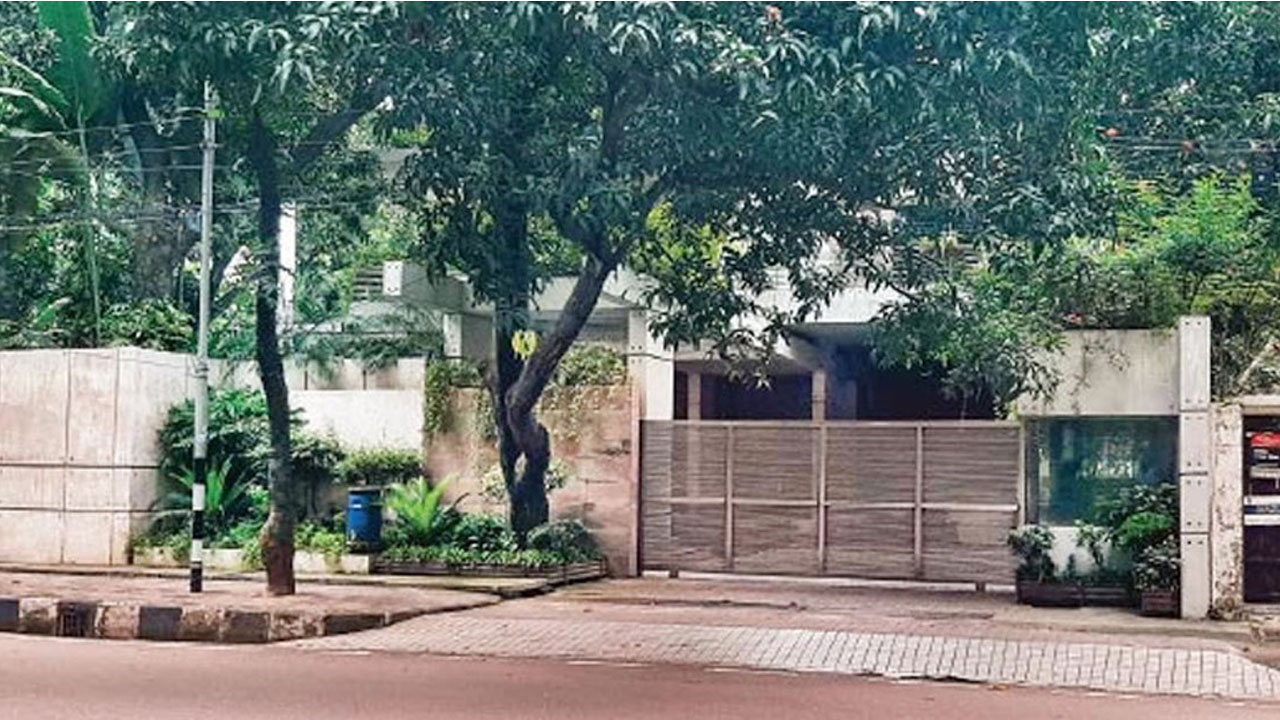 সালাম মুর্শেদীর গুলশানের বাড়ি সরকারকে হস্তান্তরের নির্দেশ