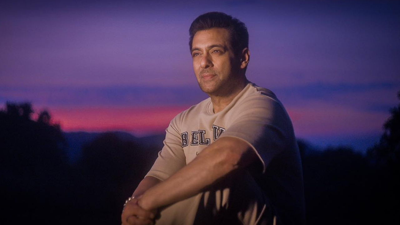 আমি কাঁদলে লোকের হাসি পায় : সালমান