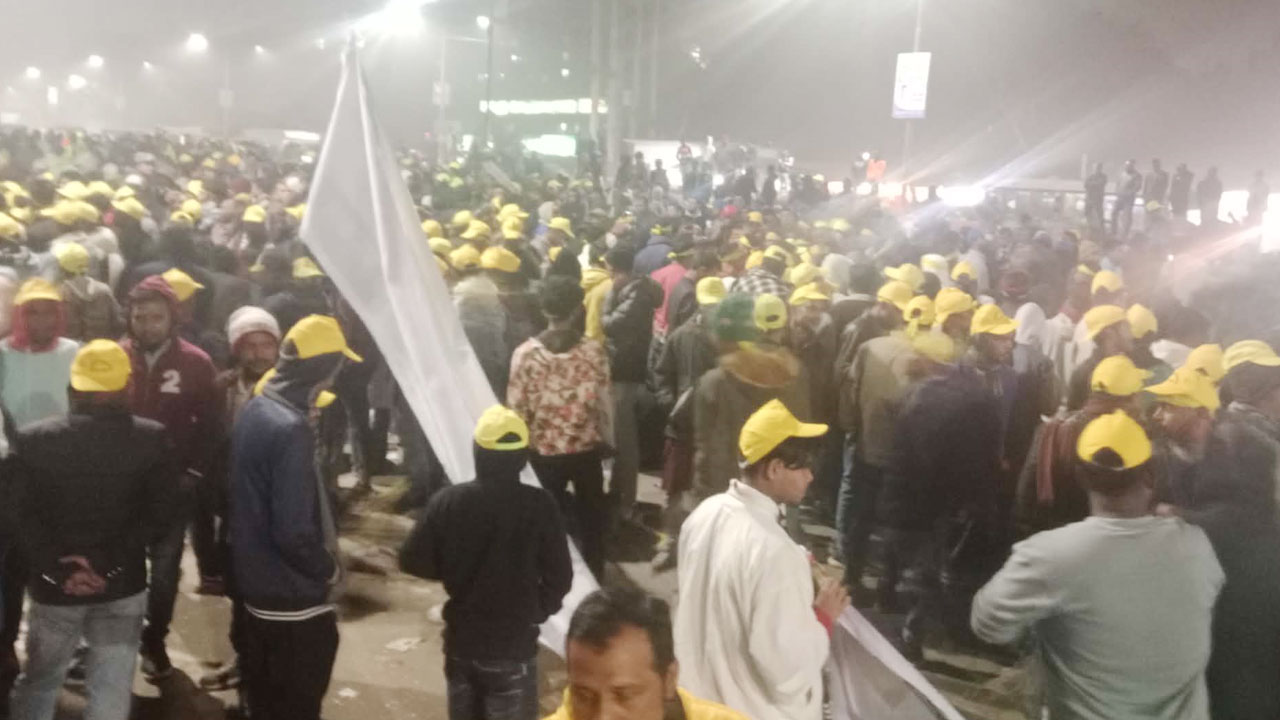 জাতীয় স্মৃতিসৌধে তারেক রহমানের অপেক্ষায় লাখো নেতাকর্মী