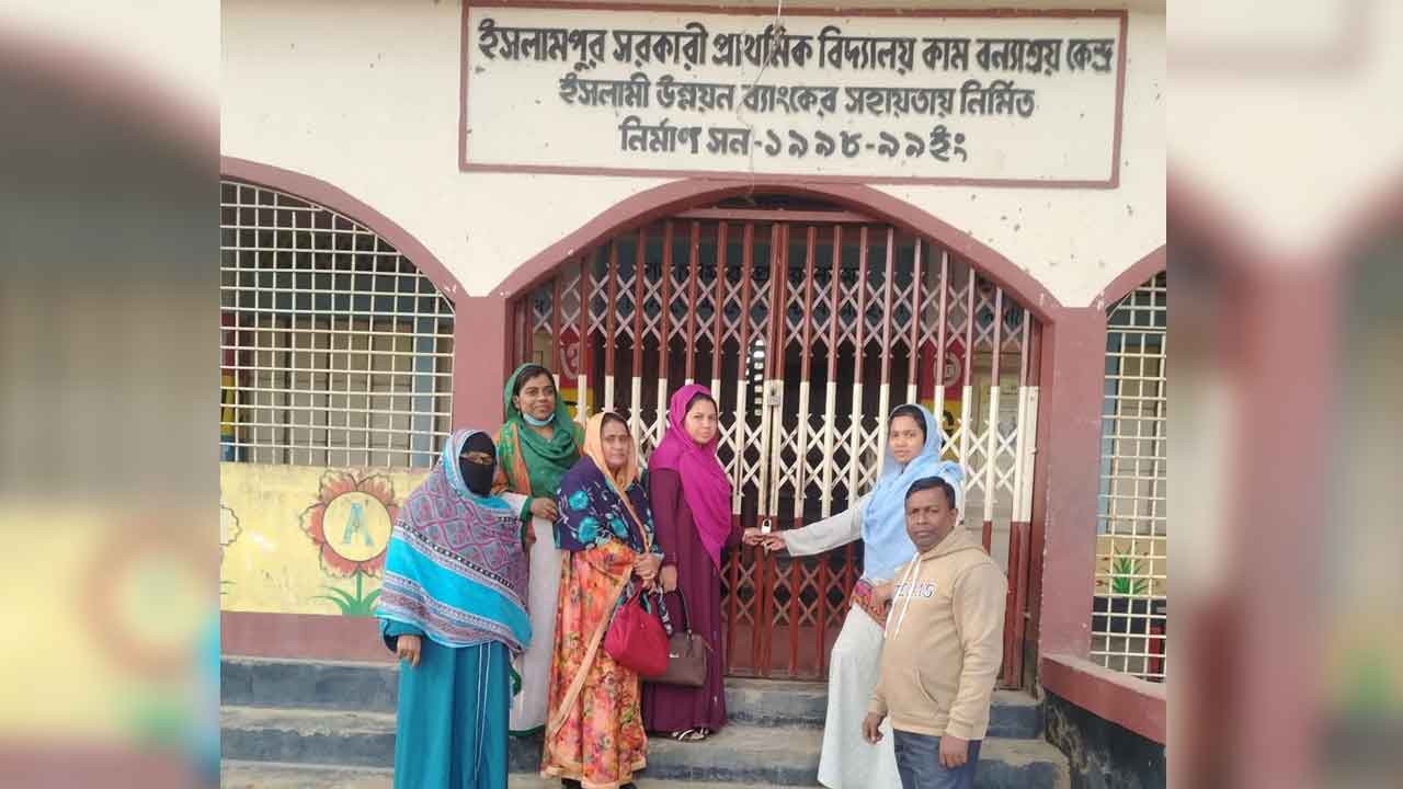 তালাবদ্ধ ৬৫ হাজার সরকারি প্রাথমিক বিদ্যালয়, শিশুদের পড়াশোনায় ছেদ