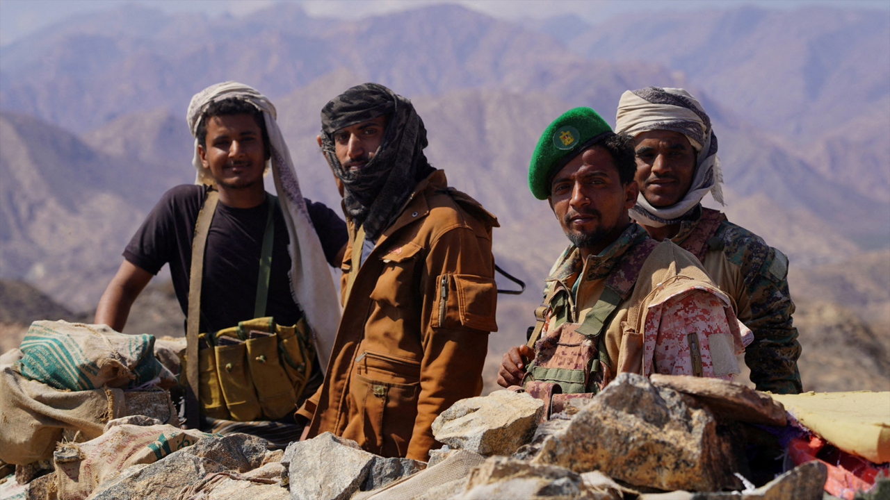 সৌদি সীমান্তে অস্ত্রসস্ত্র নিয়ে জড়ো হচ্ছে ২০ হাজার যোদ্ধা