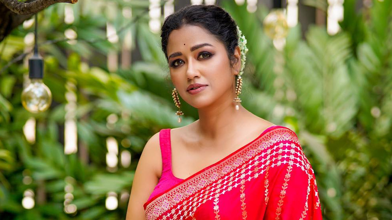 ‘কোনো রাজনৈতিক দলে যোগদান করতে চাই না’