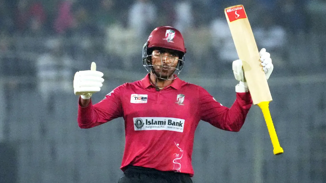 দেশের বাইরে সৌম্য, বিপিএলে শুরু থেকে কি খেলবেন?