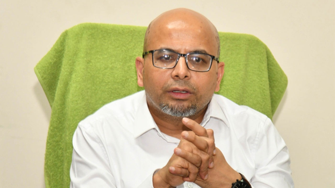 হাদি সময়ের সক্রিয় ও সাহসী কণ্ঠস্বর : ফয়েজ আহমদ তৈয়্যব