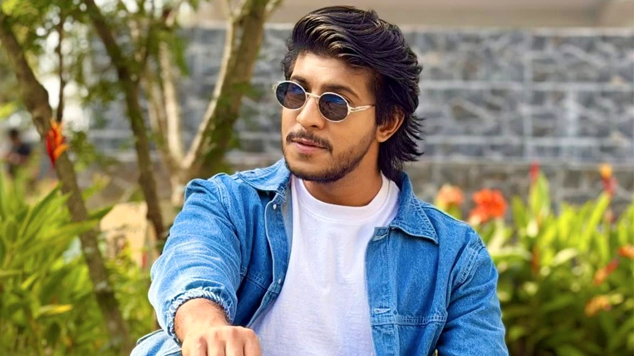 ‘বাস্তব জীবন সিনেমার থেকেও বেশি সিনেমাটিক’