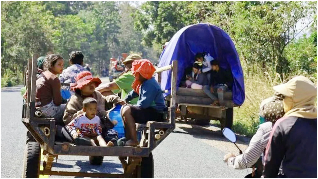 থাই-কম্বোডিয়া সীমান্তে রক্তক্ষয়ী সংঘর্ষ, পালাচ্ছে হাজারো বাসিন্দা