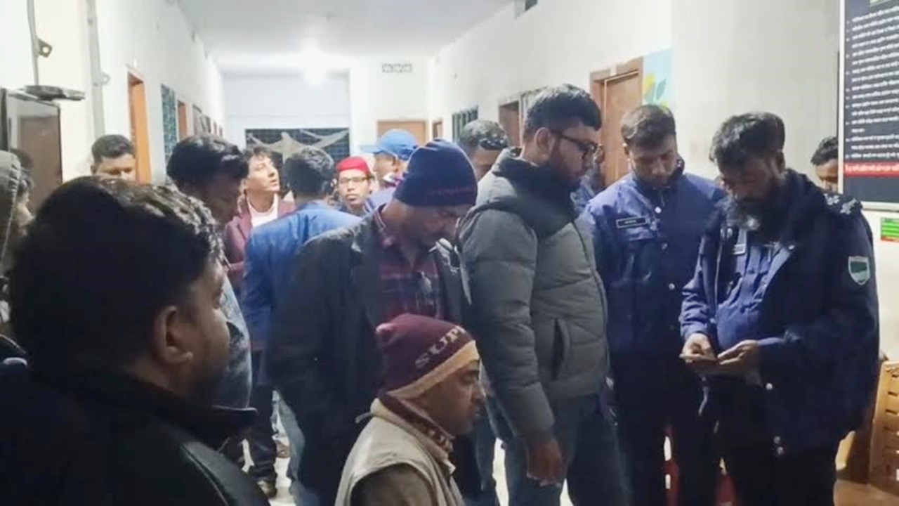 সাতক্ষীরার আবাসিক হোটেল থেকে ঠাকুরগাঁওয়ের সুমন কুমারের লাশ উদ্ধার