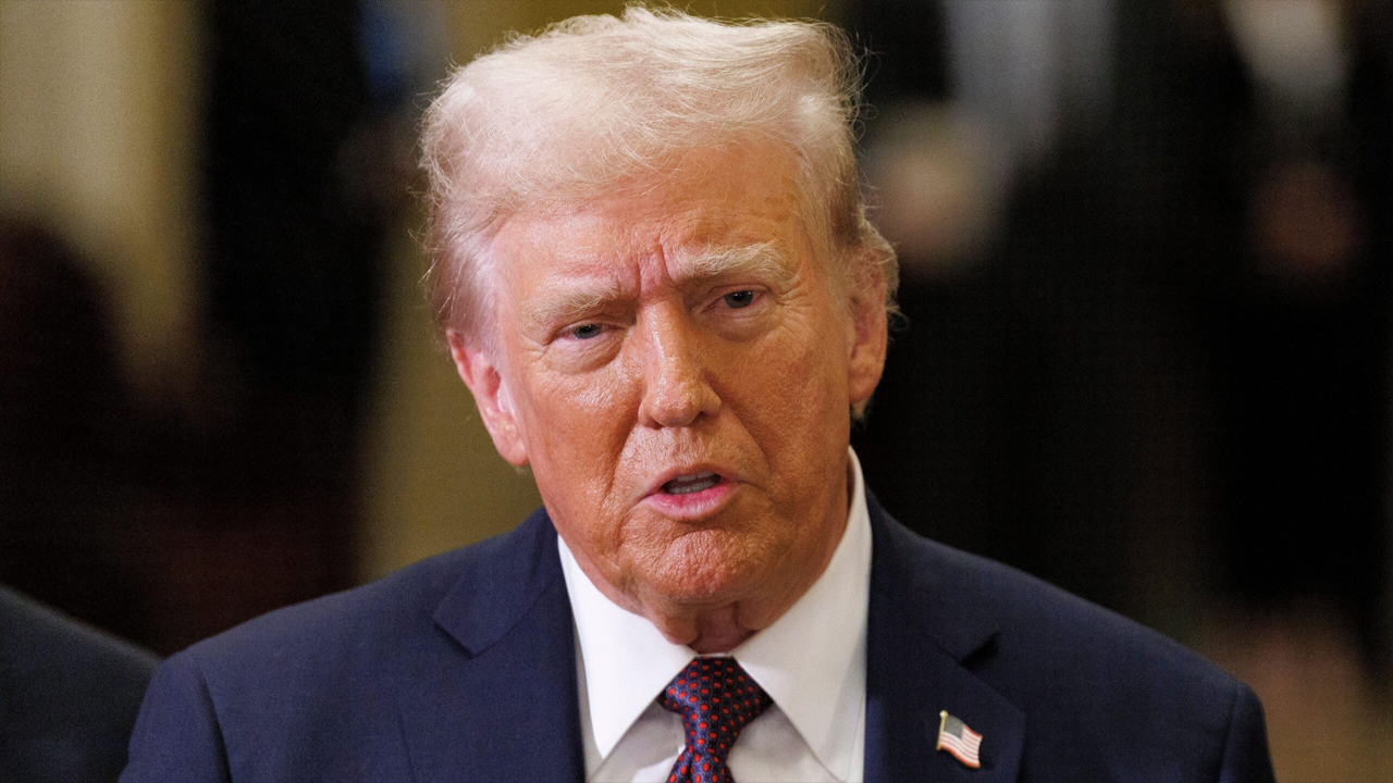 সিরিয়ায় দুই সেনার মৃত্যুর ঘটনায় কঠোর প্রতিশোধ নেওয়ার হুমকি ট্রাম্পের