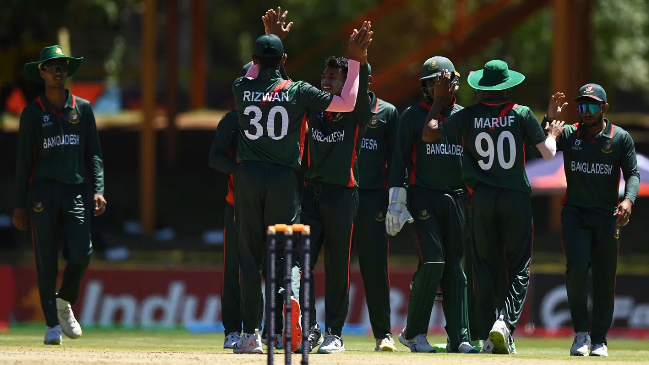 দেবাশীষের বদলে জীবনকে দলে নেওয়ার ব্যাখ্যা দিলেন কোচ