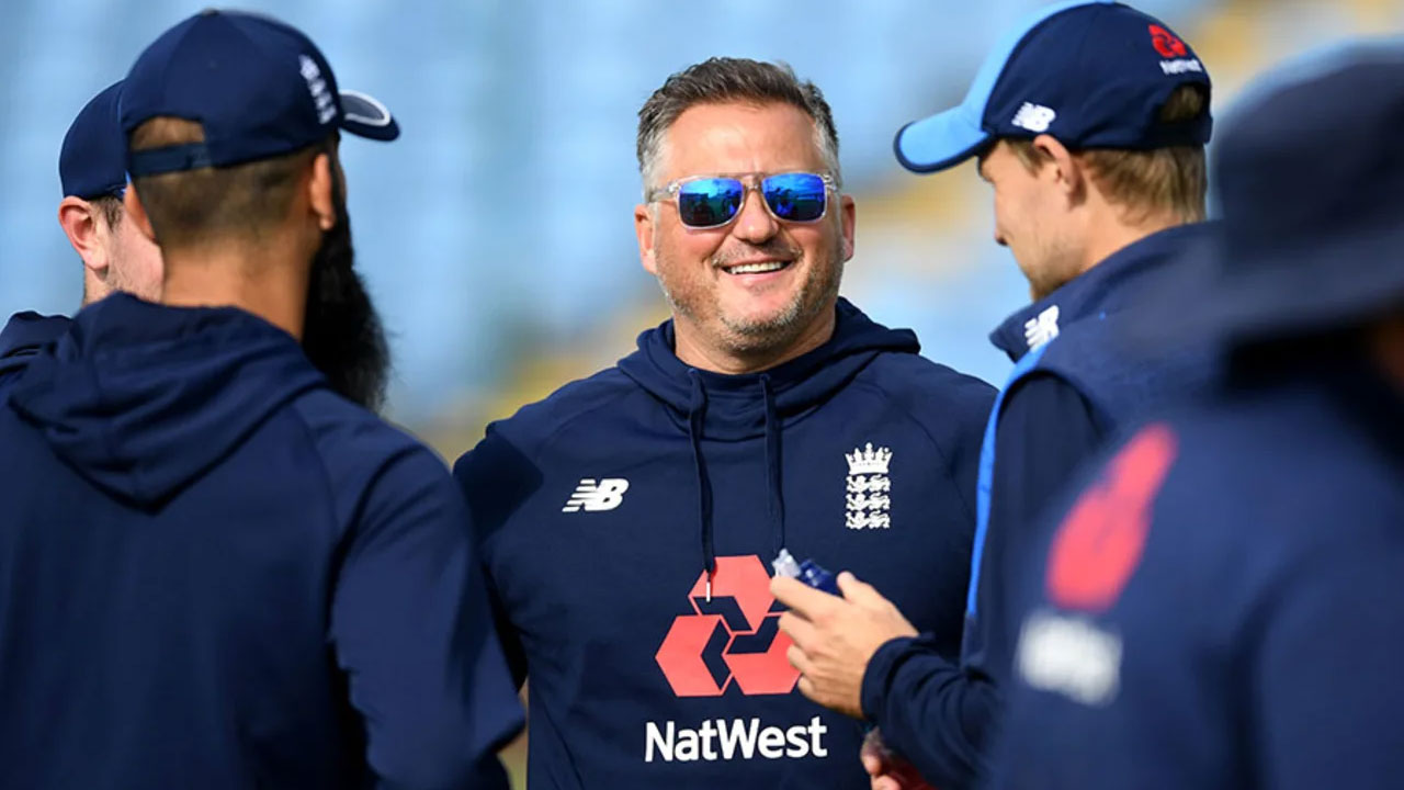 বিপিএলের ধারাভাষ্য প্যানেলে ইংলিশ কিংবদন্তি