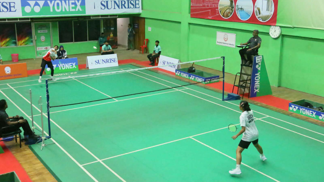 ঢাকায় শুরু আন্তর্জাতিক ব্যাডমিন্টন