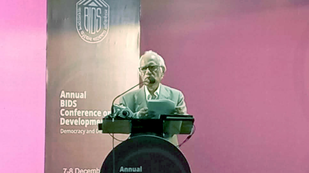 অবৈধ আয়ে পরিচালিত রাজনীতি চাঁদাবাজিকে উৎসাহিত করে : পরিকল্পনা উপদেষ্টা