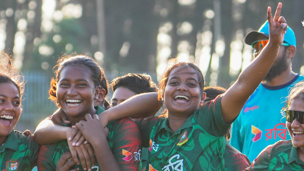 পাকিস্তানকে হারিয়ে সিরিজে সমতা বাংলাদেশের