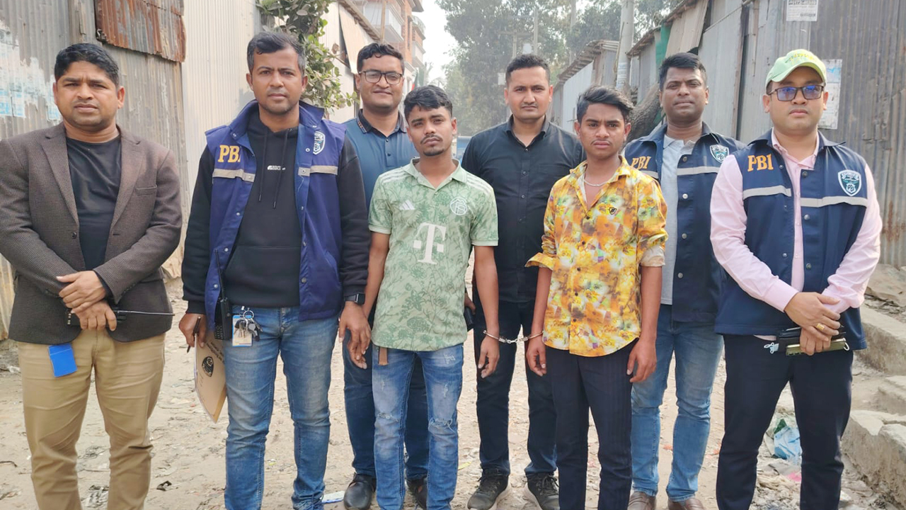 গাজীপুরে অটোচালক হত্যার রহস্য উদঘাটন, গ্রেপ্তার ৪