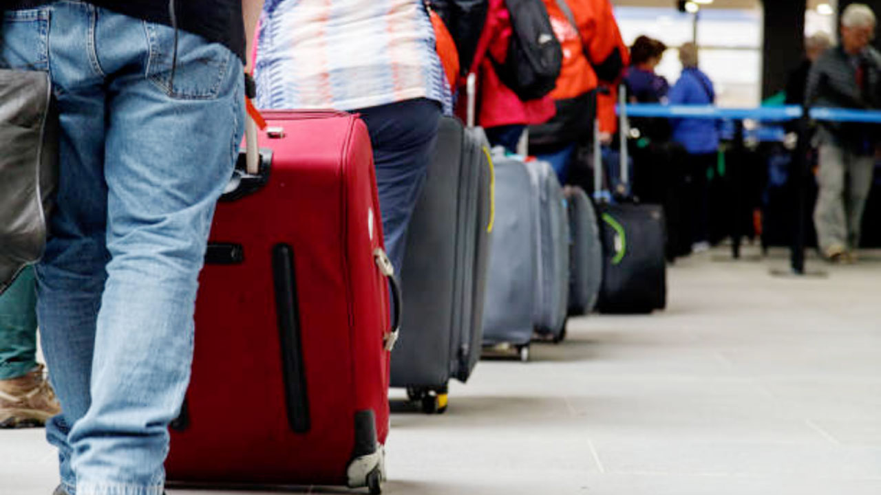 ব্রিটেনে আশ্রয়ের জন্য আবেদনের রেকর্ড