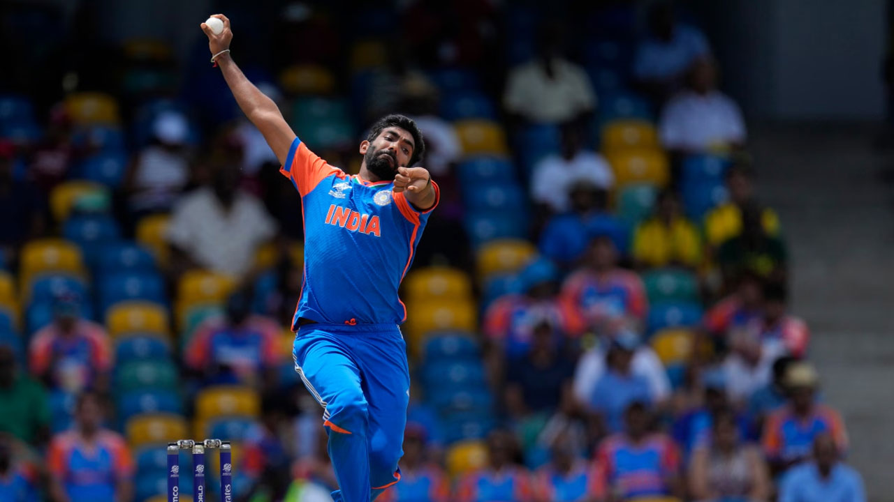 হঠাৎ-ই স্কোয়াড থেকে সরানো হলো বুমরাহকে, বাড়ছে শঙ্কা