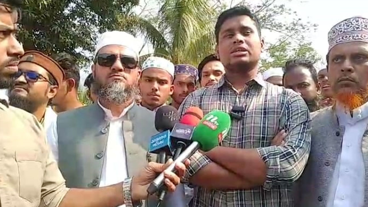 স্বরাষ্ট্র উপদেষ্টার পদত্যাগের আন্দোলনে আমাদের সংহতি রয়েছে