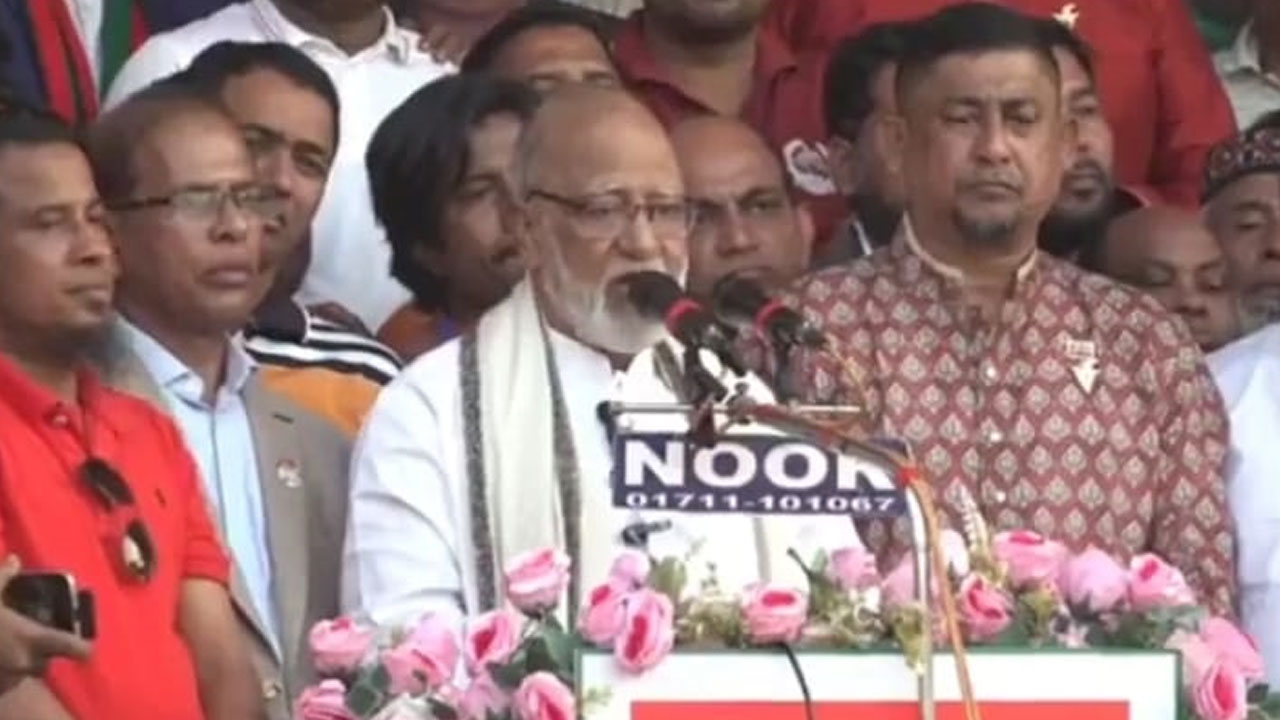 শেখ হাসিনা তার বাবাকে দ্বিতীয়বারের মতো হত্যা করেছেন