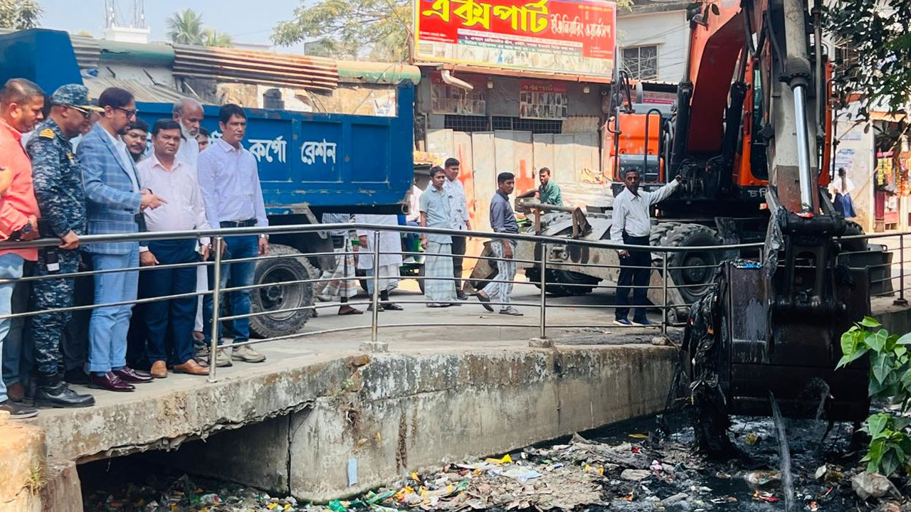 জলাবদ্ধতা নিরসনে খাল খনন গুরুত্বপূর্ণ ভূমিকা পালন করবে