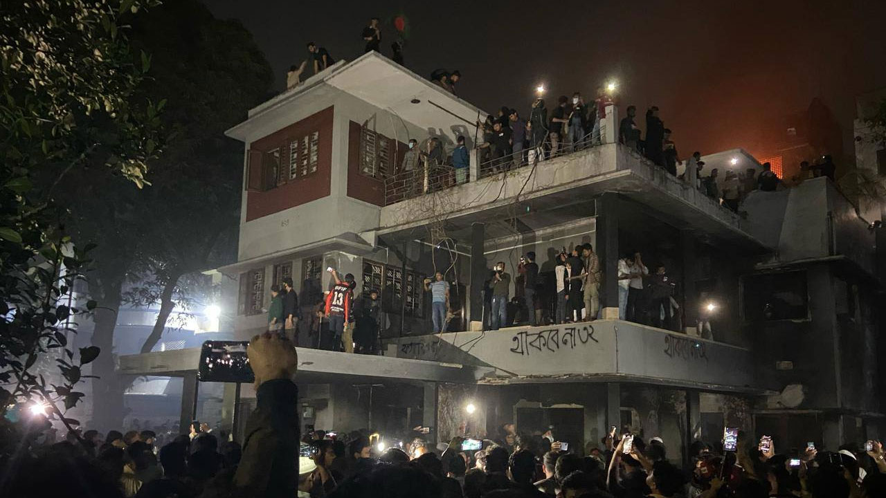 ‘থাকবে না ৩২, থাকবে না ৩২’