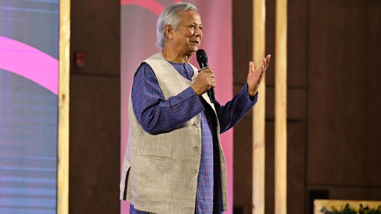 তরুণরা পুরো বিশ্বকে বদলে দিতে পারে