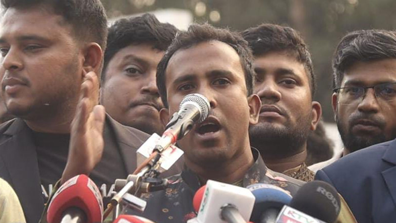 আইন ও স্বরাষ্ট্র উপদেষ্টার পদত্যাগ করা উচিত : আবু হানিফ