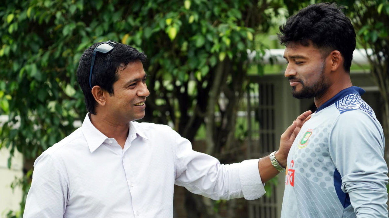 কেমন হলো আবাহনীর দল, শান্ত-নাহিদ রানার সঙ্গে থাকছেন কারা