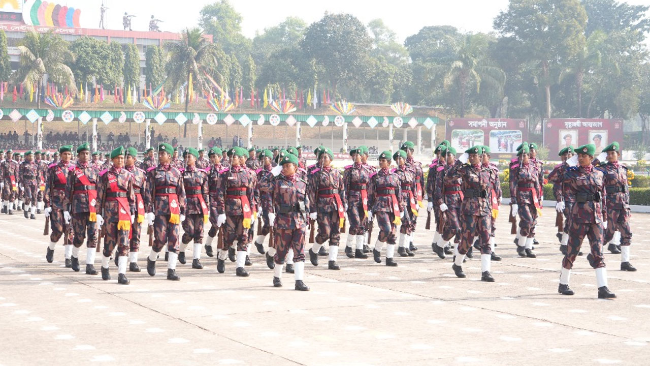 সিপাহি পদে নিয়োগ দিচ্ছে বিজিবি, নেবে নারী-পুরুষ উভয়ই