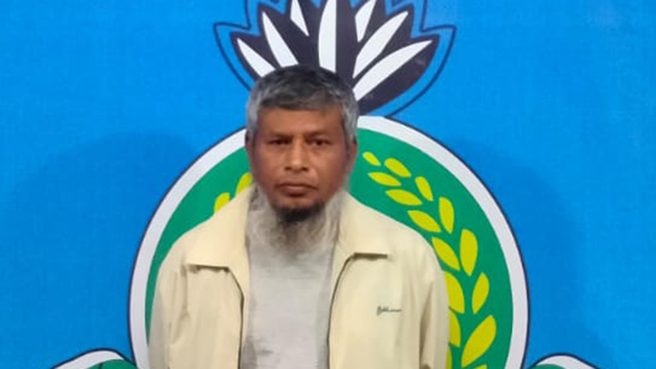 কিশোরগঞ্জে কৃষক লীগ নেতা গ্রেপ্তার