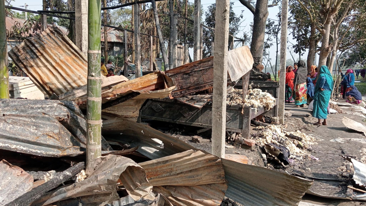 কুড়িগ্রামে আগুনে পুড়ে শিশুর মৃত্যু