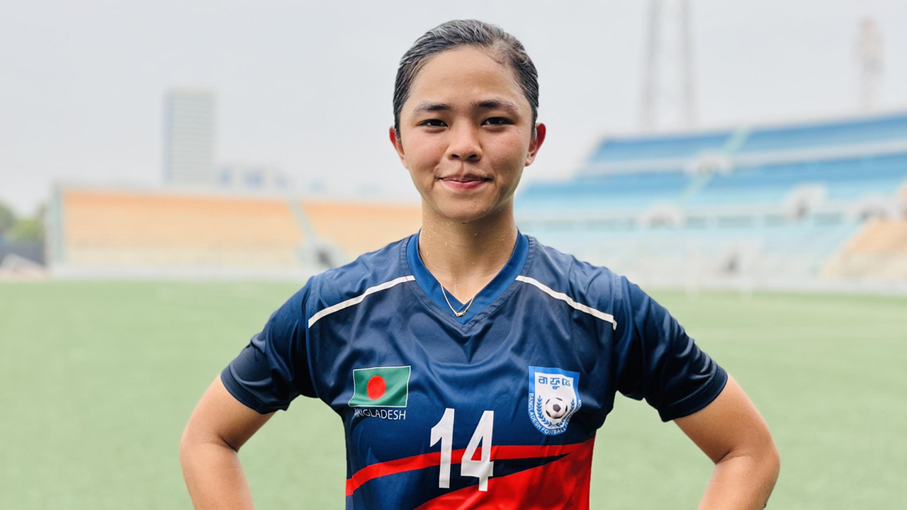 সুমাইয়াকে হুমকির বিরুদ্ধে ব্যবস্থা নেবে বাফুফে