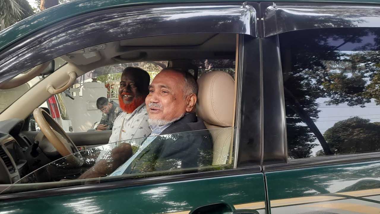 ঐকমত্য কমিশনের বৈঠকে অংশ নিতে ফরেন সার্ভিসে আসছেন নেতারা