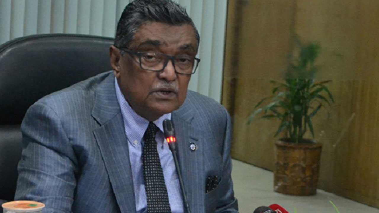 সাবেক মন্ত্রী খন্দকার মোশাররফের দেশত্যাগে নিষেধাজ্ঞা