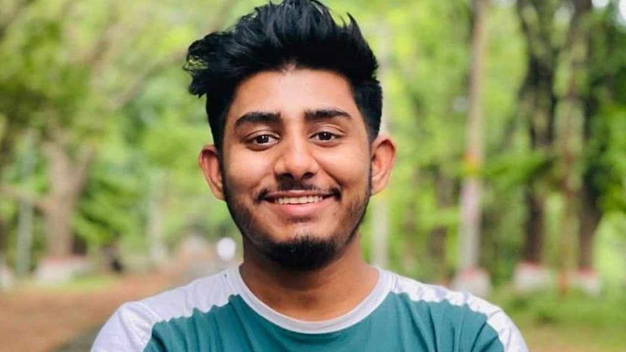 গণতান্ত্রিক ছাত্র সংসদ থেকে রিফাত রশীদের পদত্যাগ