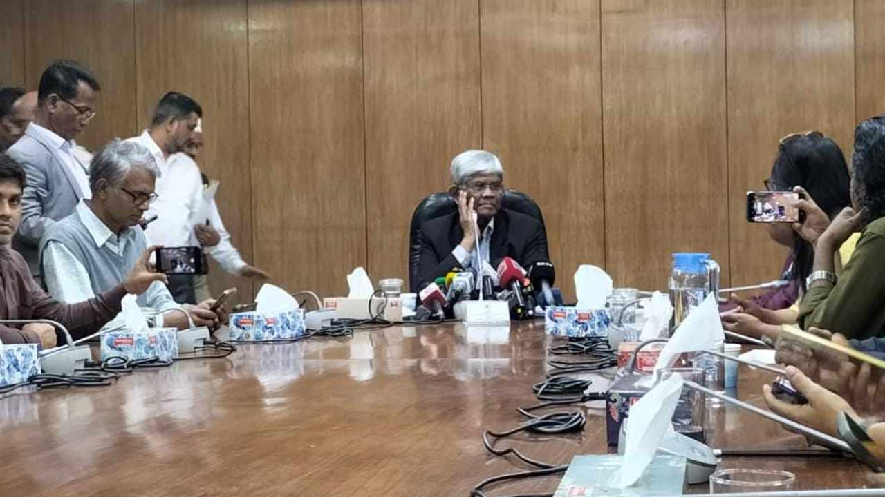 মূল্যস্ফীতি নিয়ন্ত্রণে আরো দুই তিন মাস অপেক্ষা করতে হবে