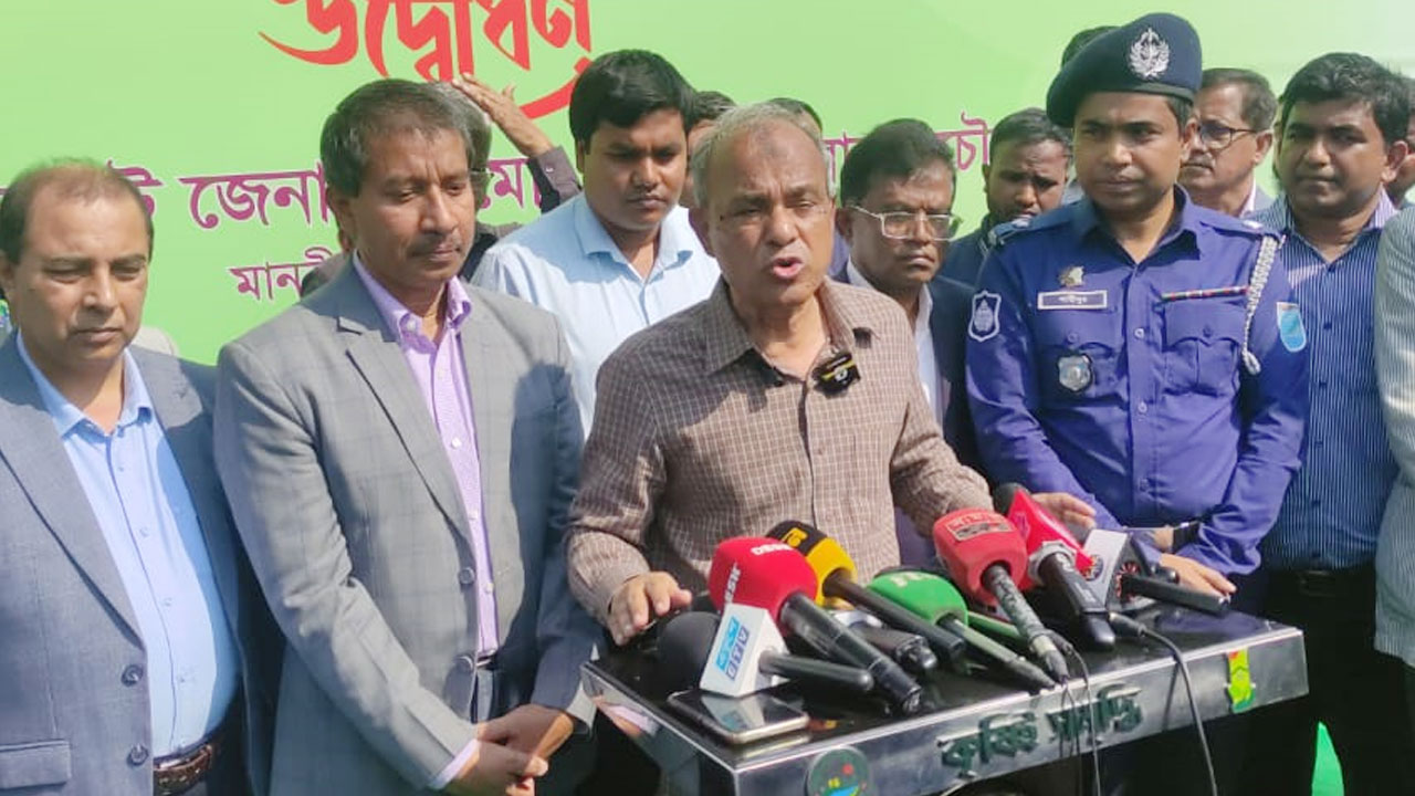 আইন নিজের হাতে তুলে না নেওয়ার আহ্বান স্বরাষ্ট্র উপদেষ্টার