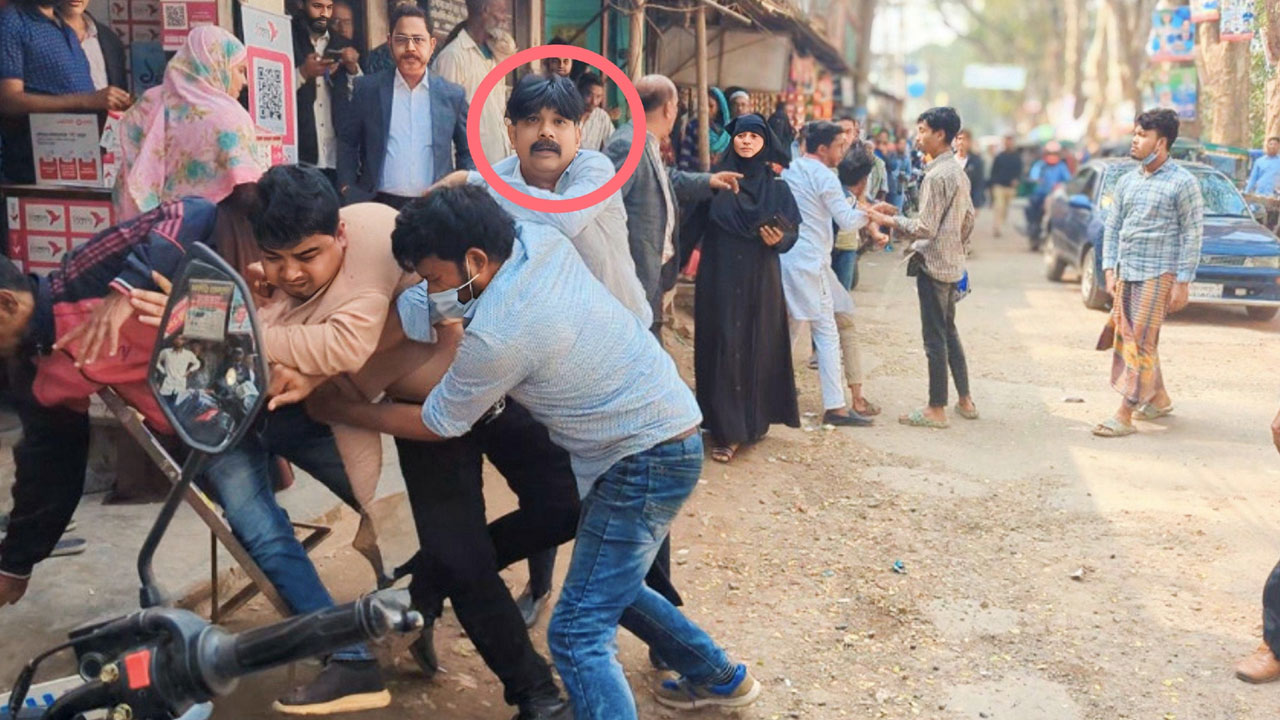 সাংবাদিকদের ওপর হাতুড়ি দিয়ে হামলা, প্রধান আসামি কারাগারে