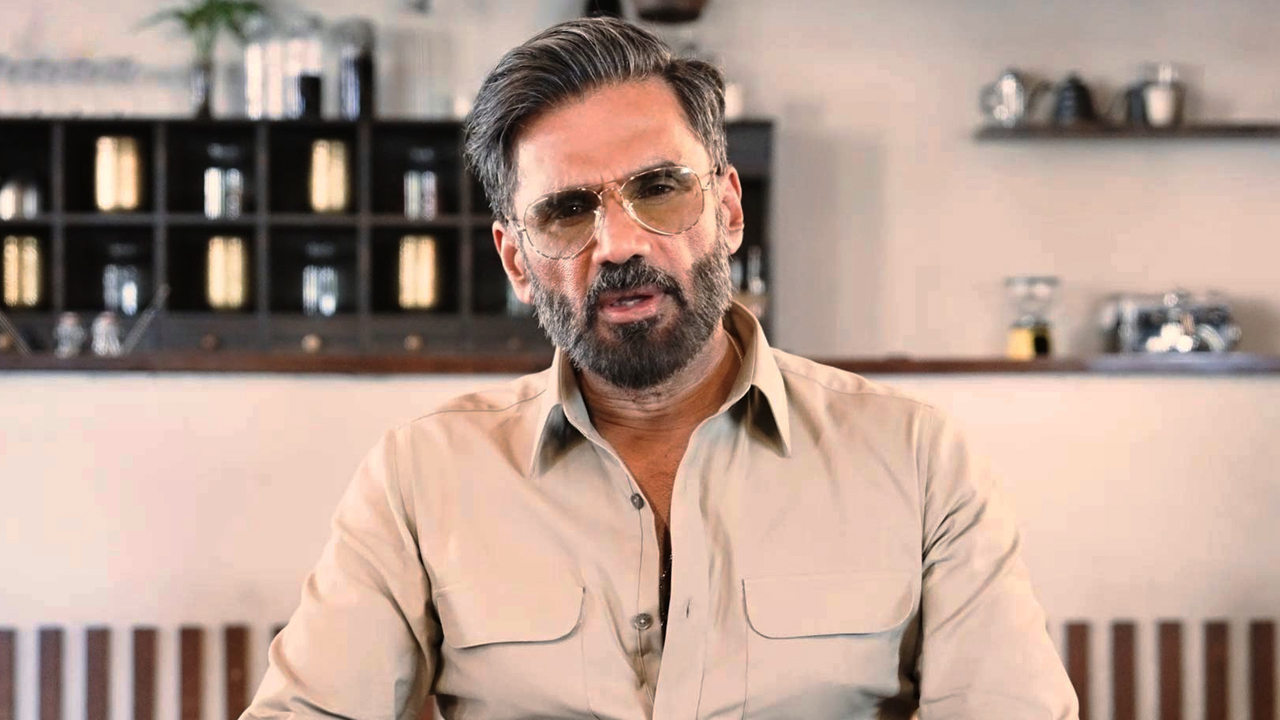 মাথায় বন্দুক ধরে হাতকড়া পরানো হয় : সুনীল শেট্টি